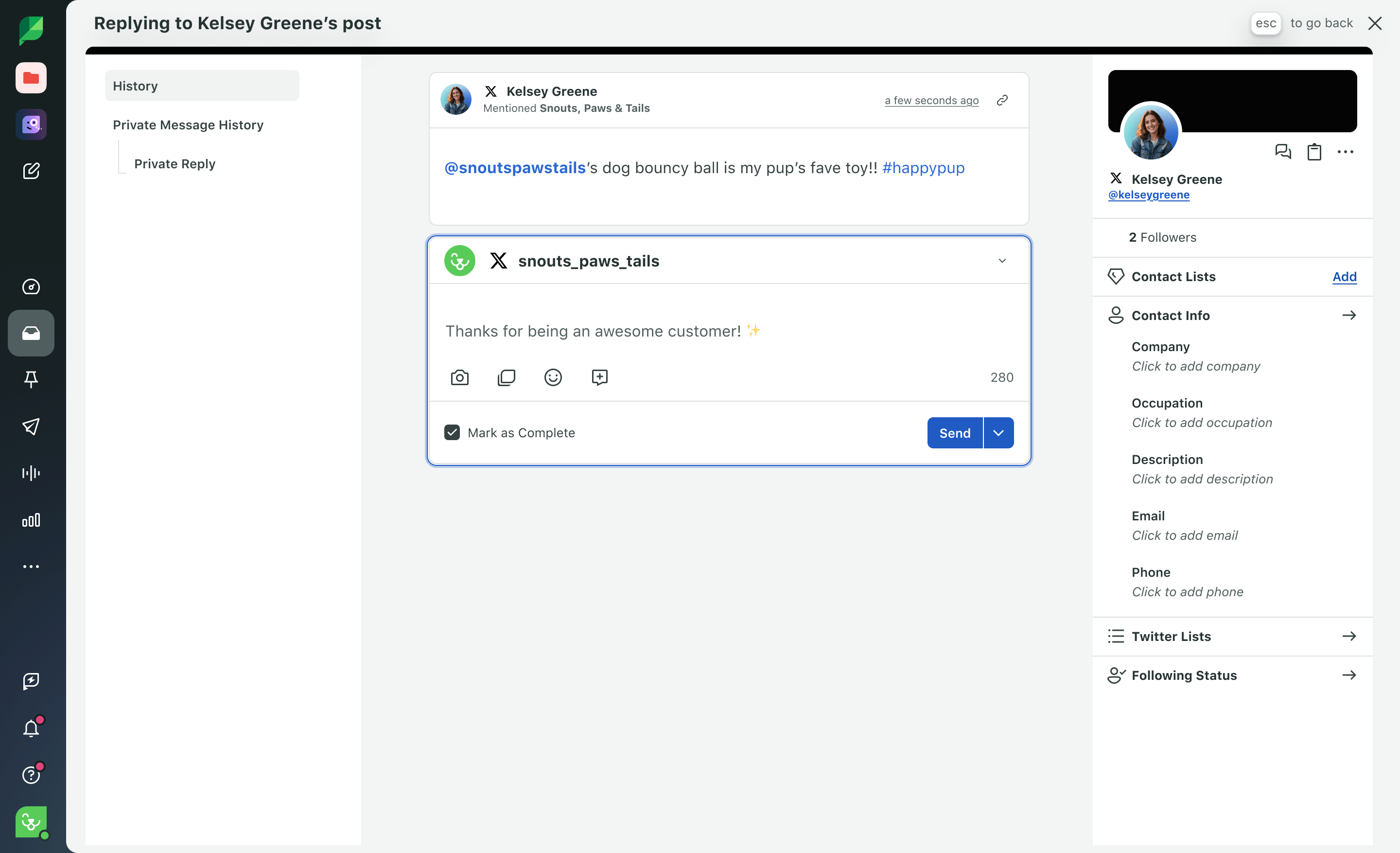 Imagen de producto de Sprout Social de participación, Entrada inteligente con los filtros de LinkedIn seleccionados y el cursor sobre Responder.​​ 